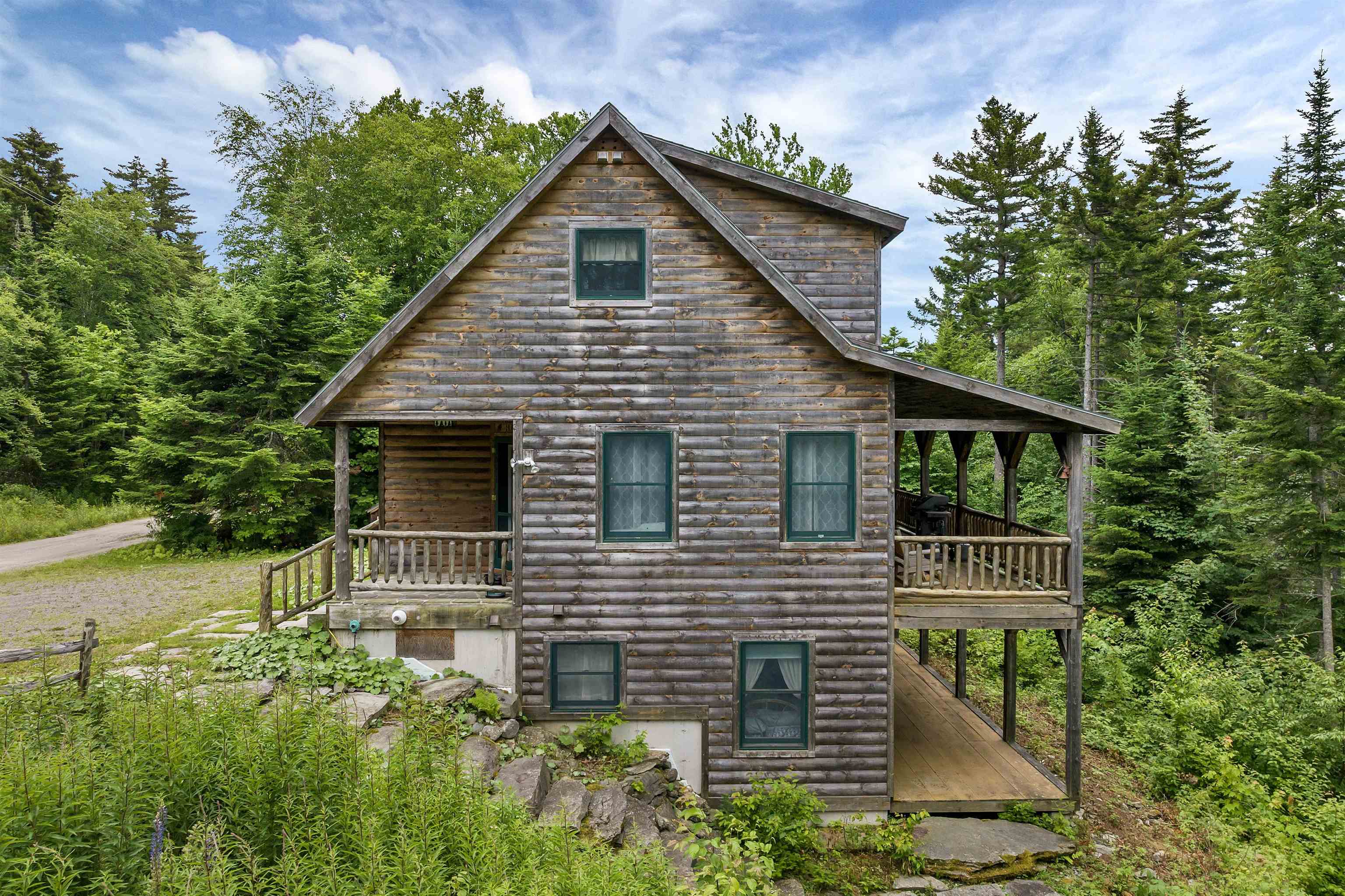 365-369 Round Pond Road Pittsburg, NH 03592 - Photo 1 of 38 Gallery Image 1