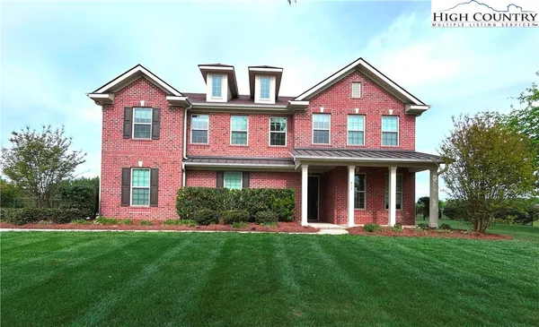 $999,000 | 213 Candella Drive, Matthews, NC 28104