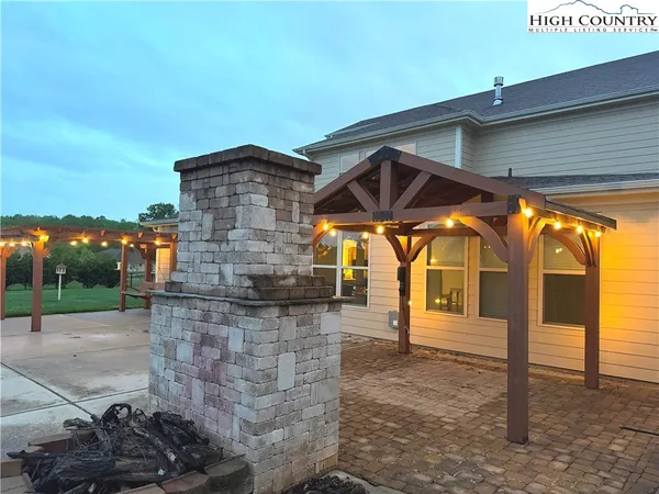 $999,000 | 213 Candella Drive, Matthews, NC 28104