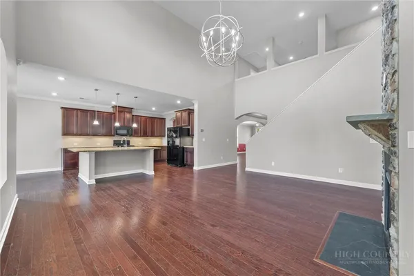 $999,000 | 213 Candella Drive, Matthews, NC 28104