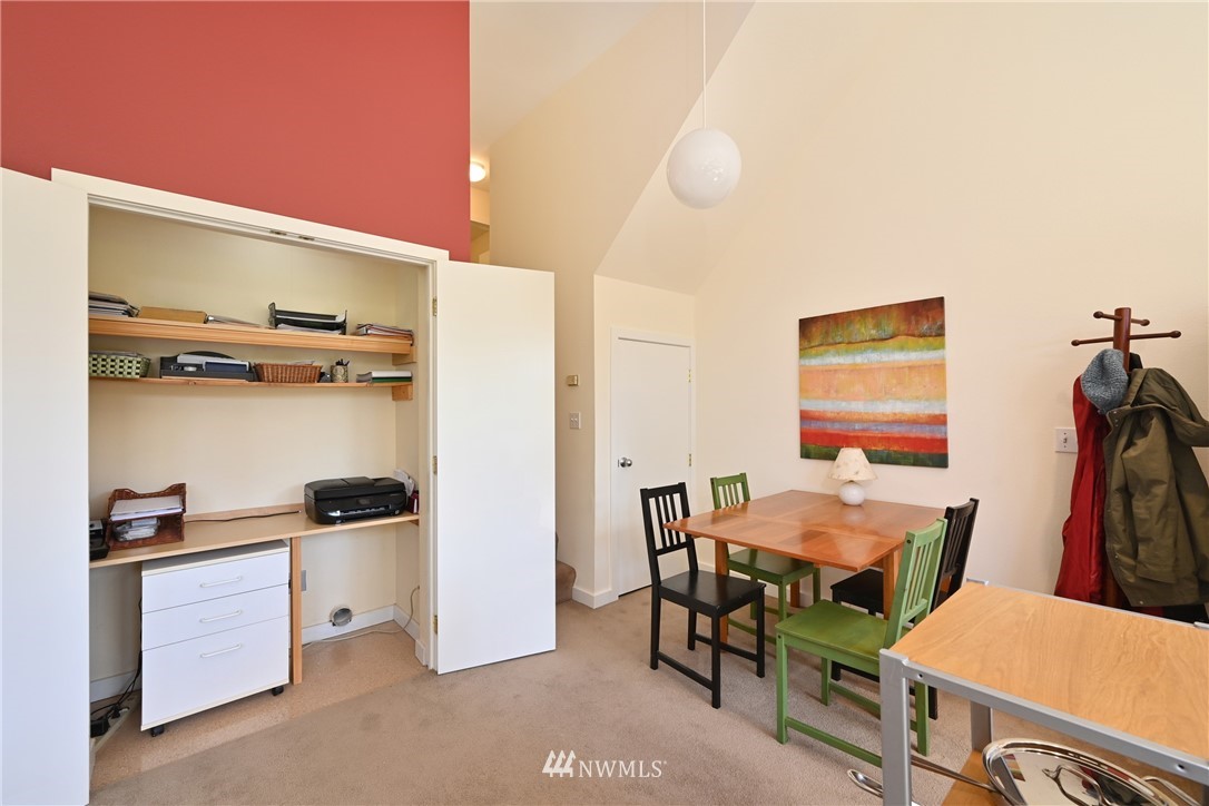 6000 17th Avenue Southwest, Unit D7 Seattle, WA 98106 - Photo 8 of 22