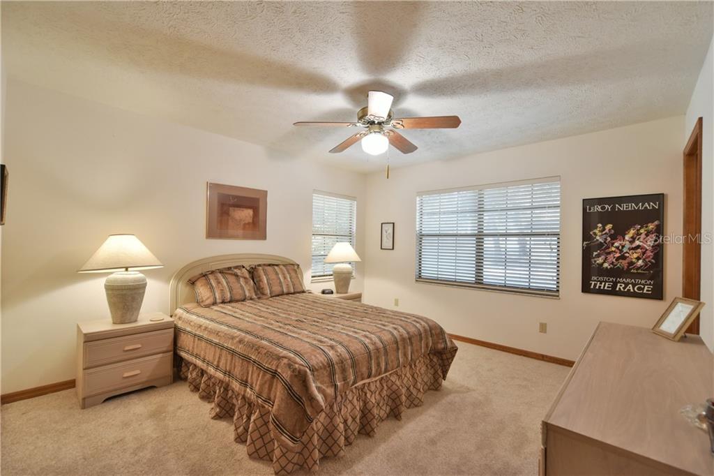 15449 Southeast 105th Terrace Road Summerfield, FL 34491 - Photo 14 of 29 Gallery Image 14
