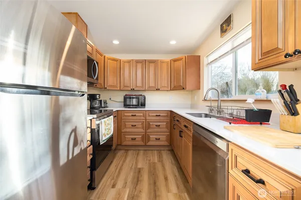 $585,000 | 2012 East Belair Drive, Mount Vernon, WA 98273