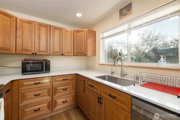 $585,000 | 2012 East Belair Drive, Mount Vernon, WA 98273