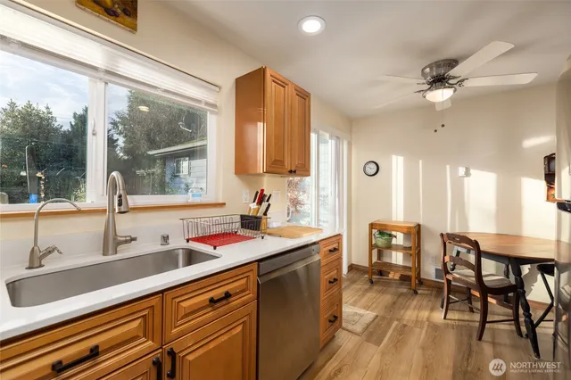 $624,999 | 2012 East Belair Drive, Mount Vernon, WA 98273