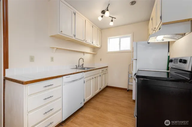 $624,999 | 2012 East Belair Drive, Mount Vernon, WA 98273