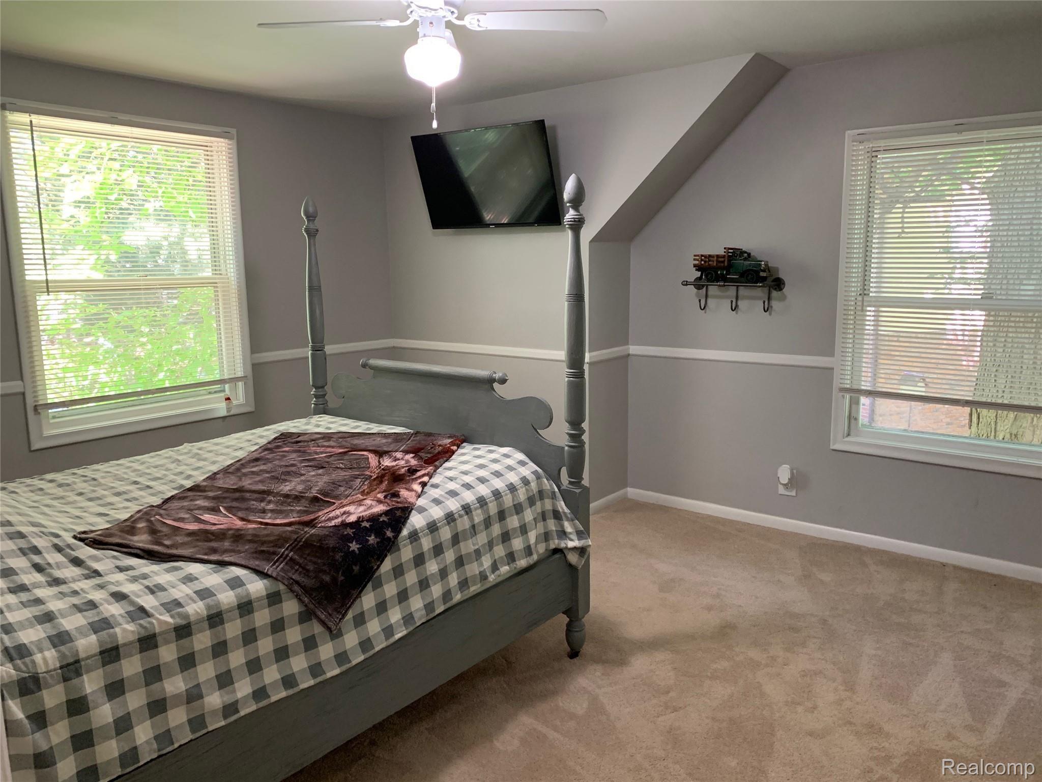 1336 Kennebec Road Grand Blanc, MI 48439 - Photo 16 of 29 IMG_1366.jpg