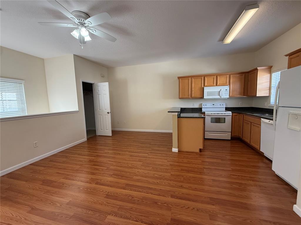 823 Oak Shadows Road, Unit B Celebration, FL 34747 - Photo 5 of 12