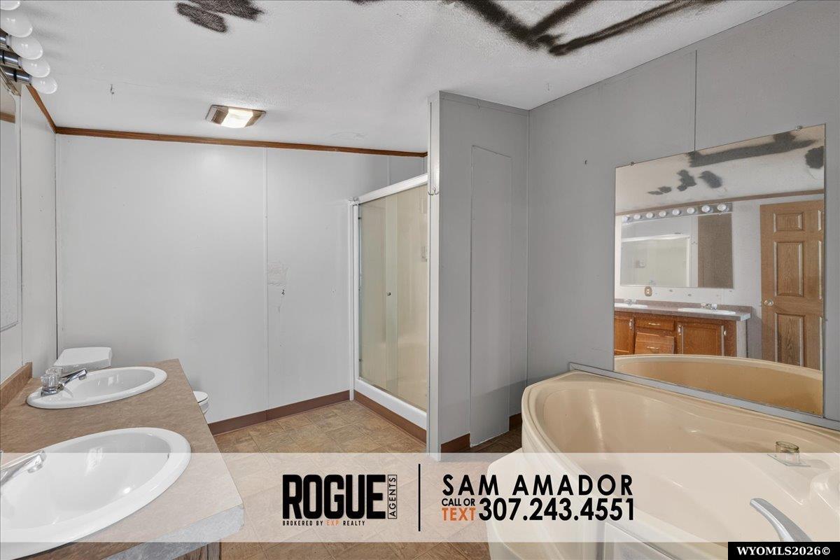 2760 South Robertson Road, Unit 75 Casper, WY 82604 - Photo 14 of 16