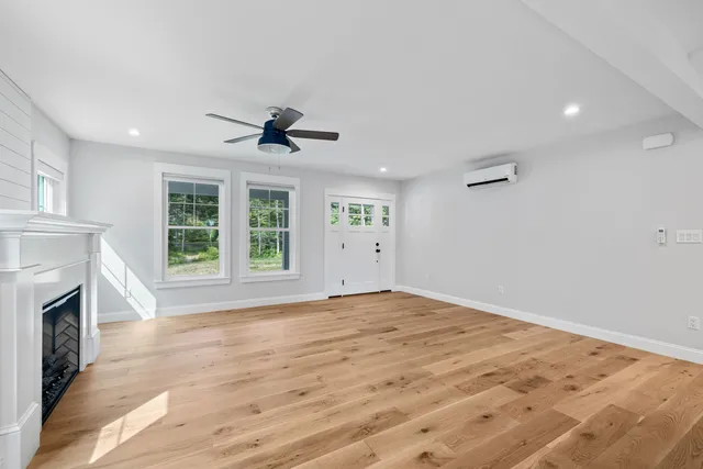 $1,695,000 | 11 Harbor Drive, Kennebunkport, ME 04046