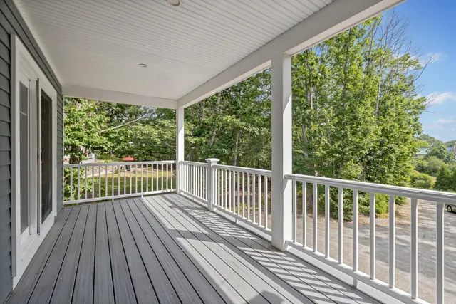 $1,695,000 | 11 Harbor Drive, Kennebunkport, ME 04046