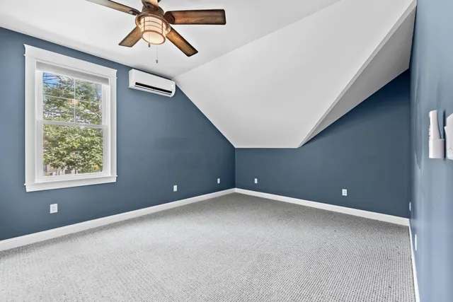 $1,695,000 | 11 Harbor Drive, Kennebunkport, ME 04046