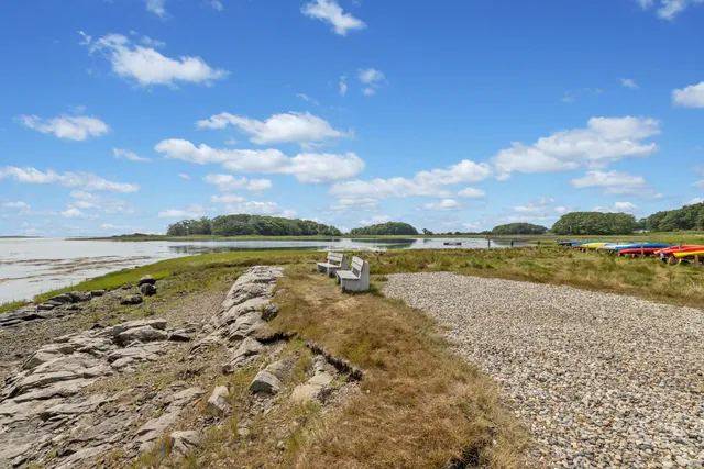 $1,695,000 | 11 Harbor Drive, Kennebunkport, ME 04046