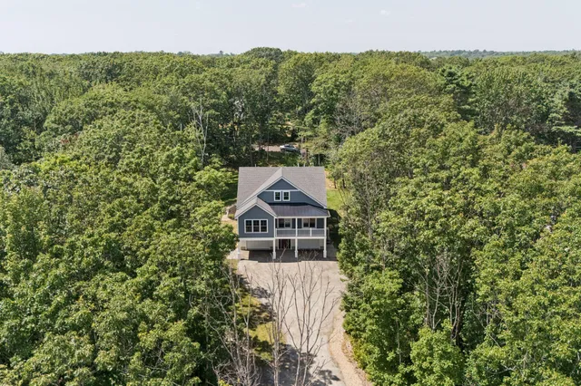 $1,695,000 | 11 Harbor Drive, Kennebunkport, ME 04046