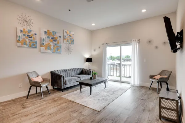 $1,950 | 1603 Fagan Street, Unit 202, Chattanooga, TN 37408