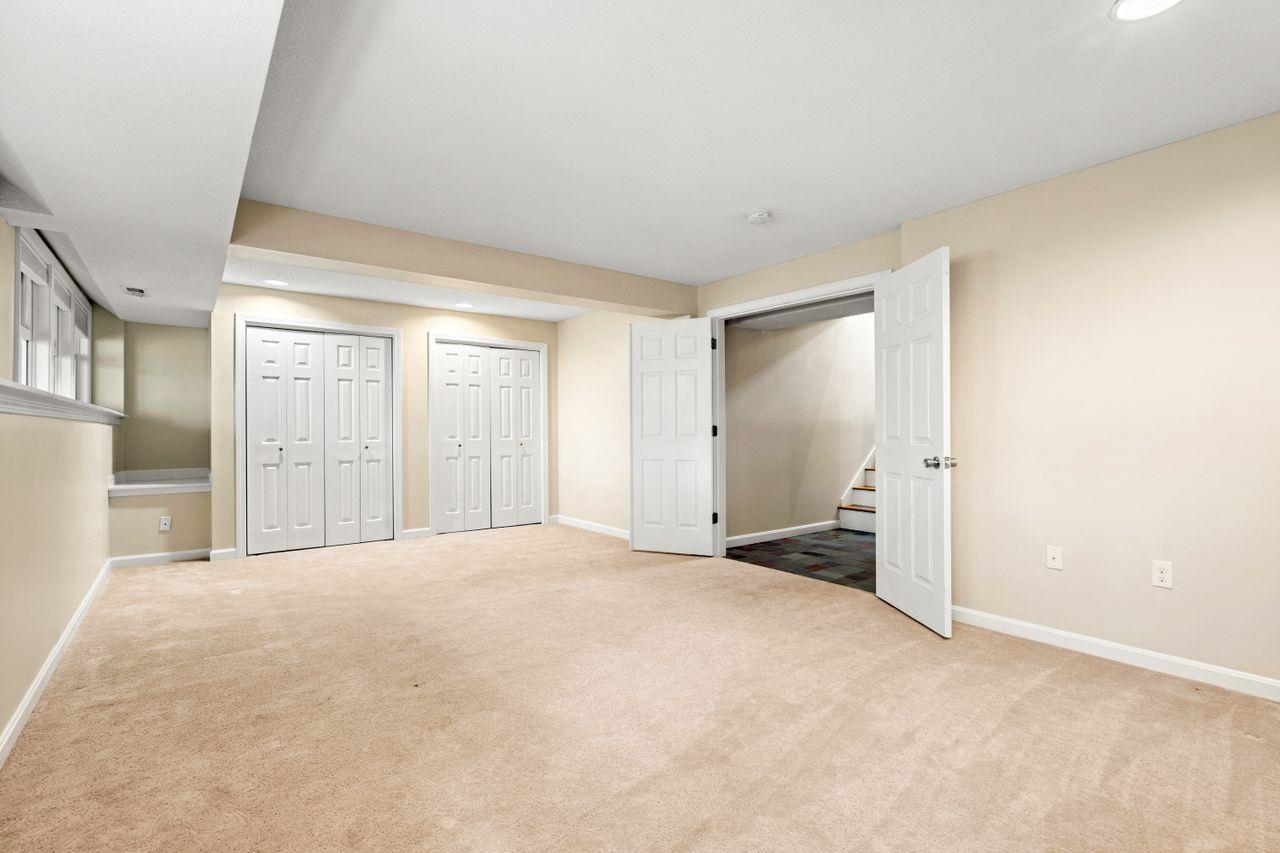 76 Cherry Hollow Road Nashua, NH 03062 - Photo 27 of 38 Gallery Image 27