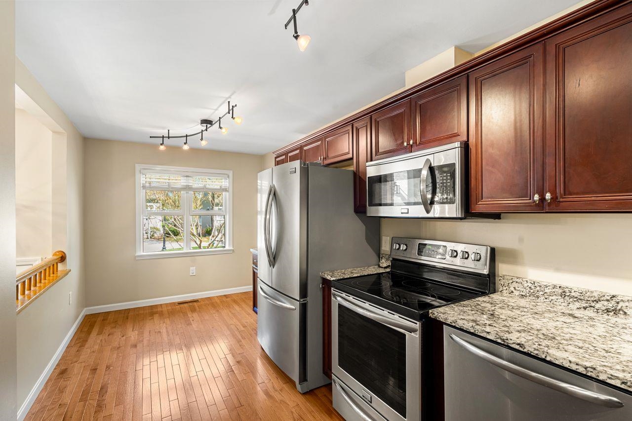 76 Cherry Hollow Road Nashua, NH 03062 - Photo 6 of 38 Gallery Image 6