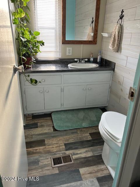 1201 Riverview Drive Southwest Shallotte, NC 28470 - Photo 5 of 18 IMG_3120