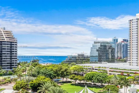 $620,000 | 888 Brickell Key Drive, Unit 1002, Miami, FL 33131