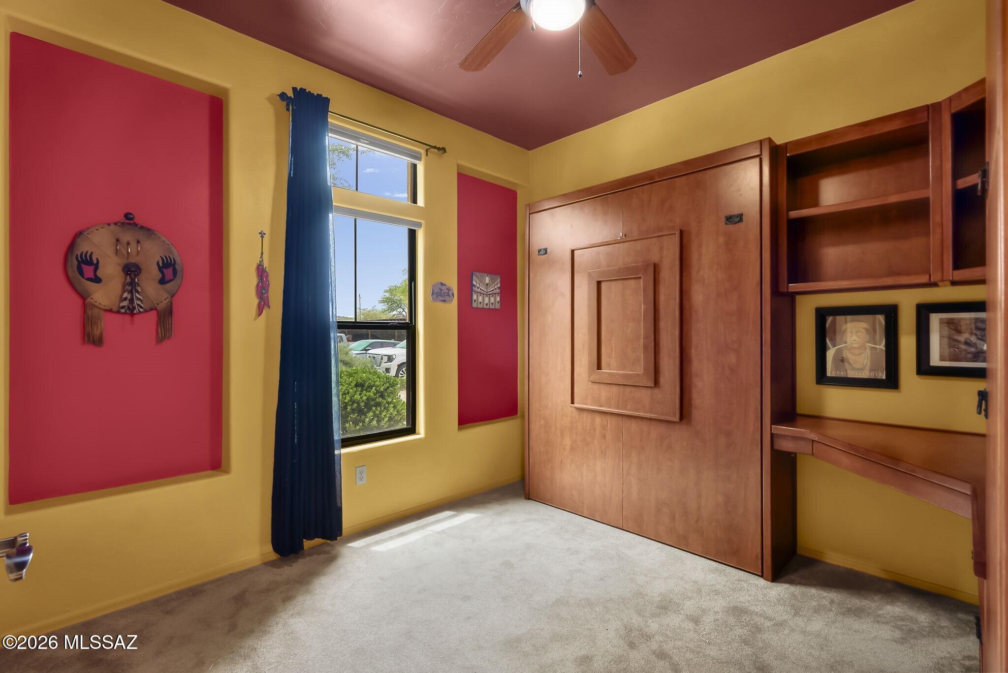 101 Post Way Tubac, AZ 85646 - Photo 12 of 31 a view of an entryway with a workspace