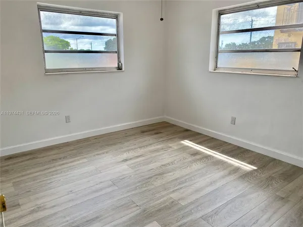 $2,300 | 380 East 35th Street, Unit 2118, Hialeah, FL 33013