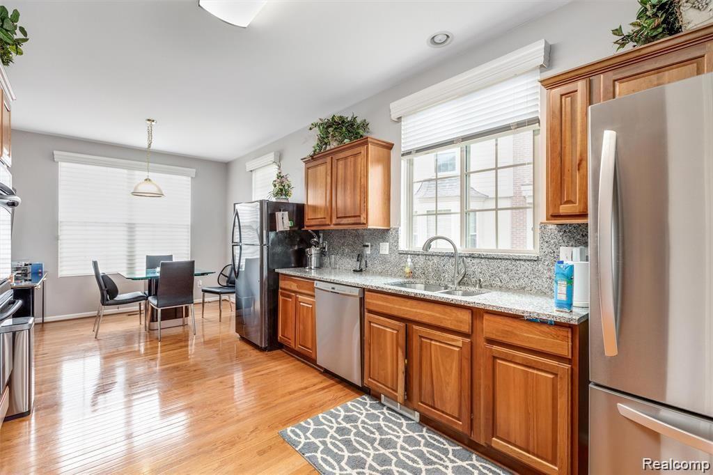2256 Creek Bend Rochester Hills, MI 48309 - Photo 14 of 39