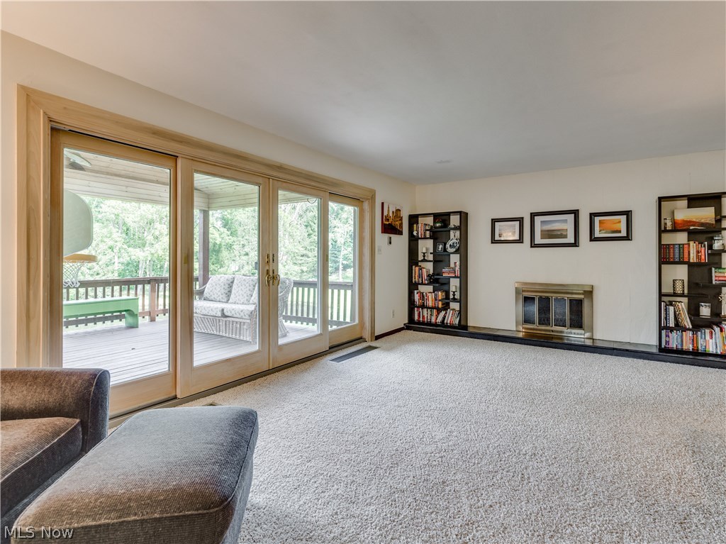 356 Crystal Lake Road Akron, OH 44333 - Photo 7 of 30 Gallery Image 7