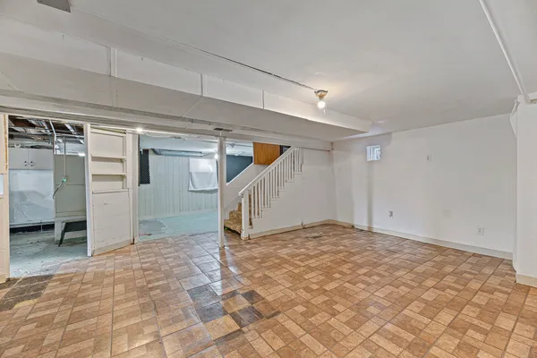 $159,900 | 17714 Burnham Avenue, Lansing, IL 60438