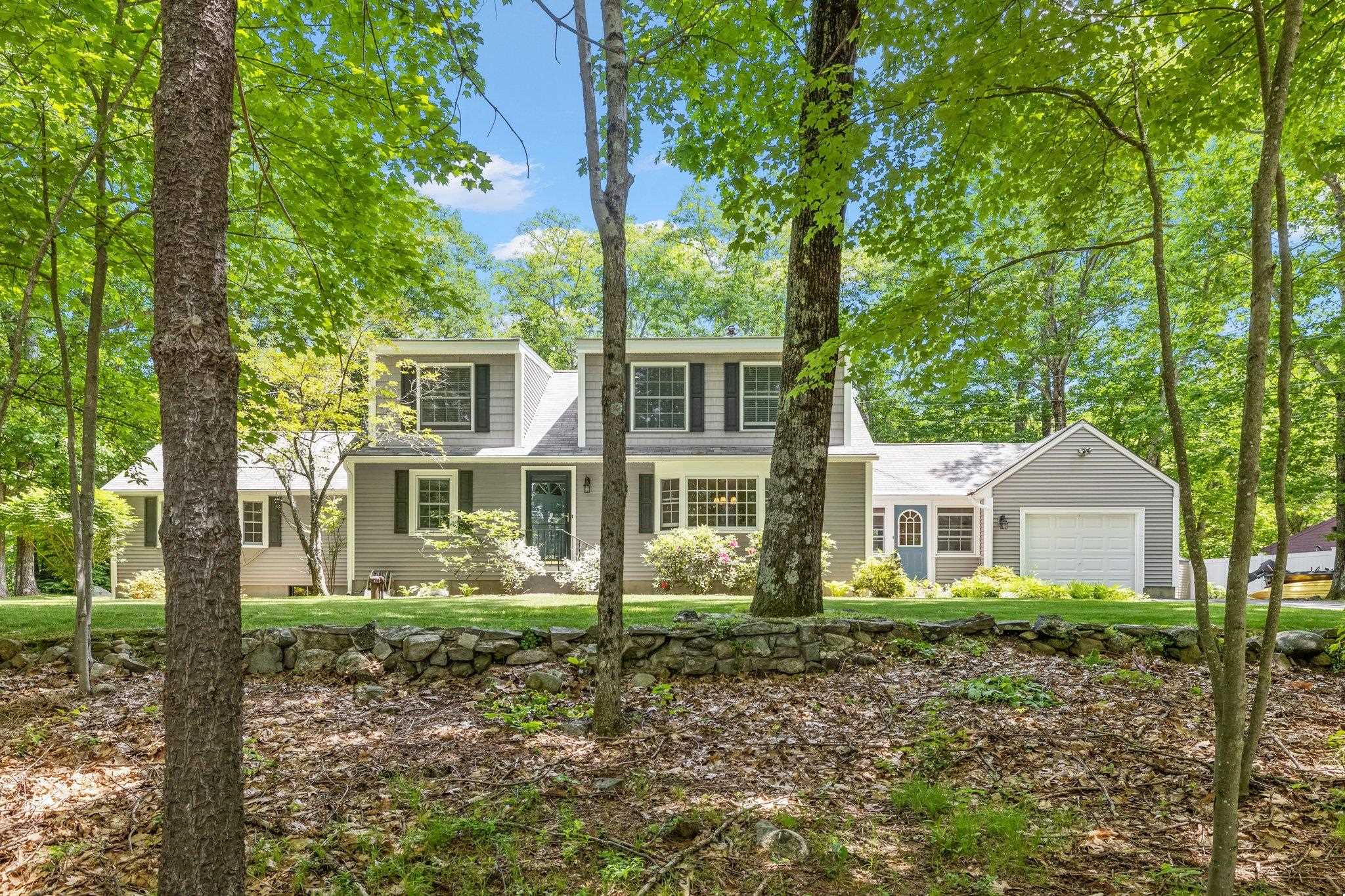 19 Ridgewood Drive Bow, NH 03304 - Photo 1 of 39 Gallery Image 1
