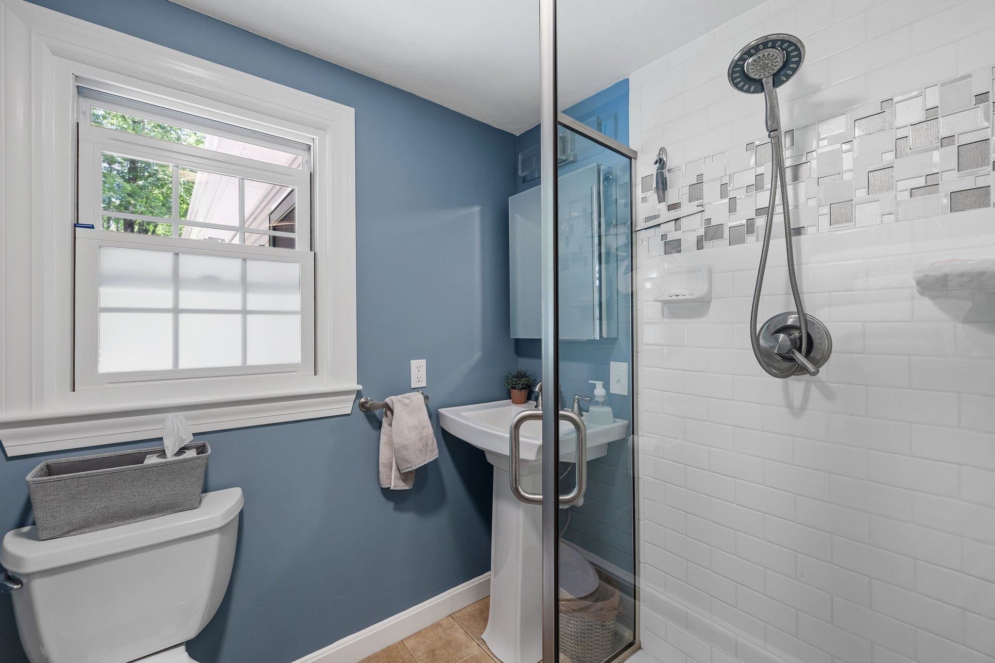 19 Ridgewood Drive Bow, NH 03304 - Photo 18 of 39 Gallery Image 18