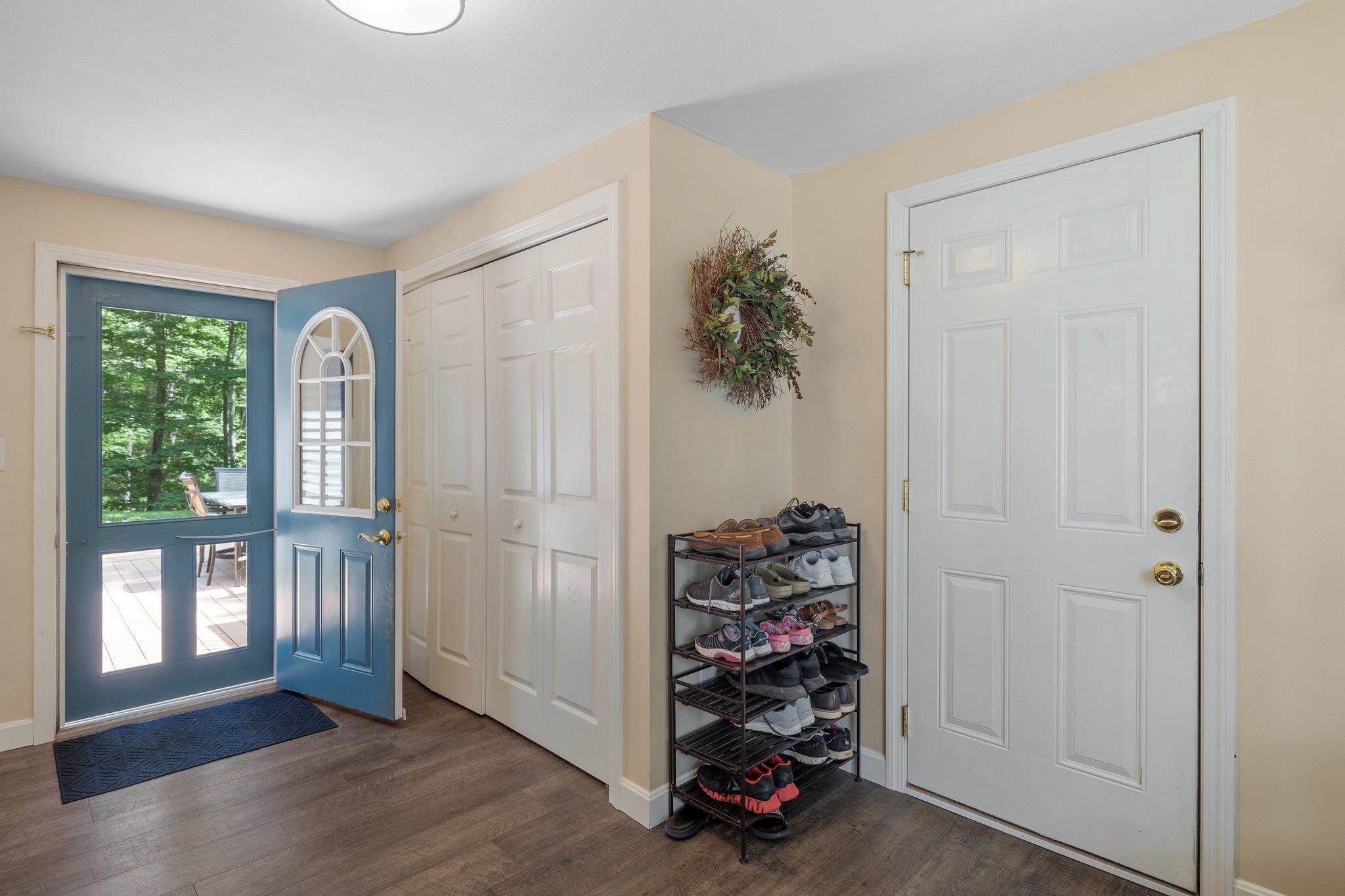 19 Ridgewood Drive Bow, NH 03304 - Photo 6 of 39 Gallery Image 6