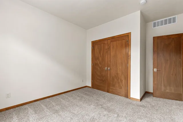 $685,000 | 1141 East Banta Court, Appleton, WI 54915