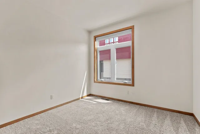 $685,000 | 1141 East Banta Court, Appleton, WI 54915