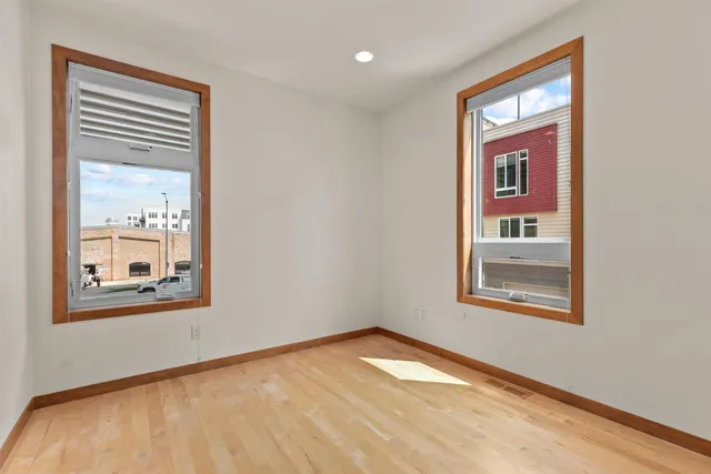 $685,000 | 1141 East Banta Court, Appleton, WI 54915