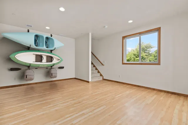 $685,000 | 1141 East Banta Court, Appleton, WI 54915