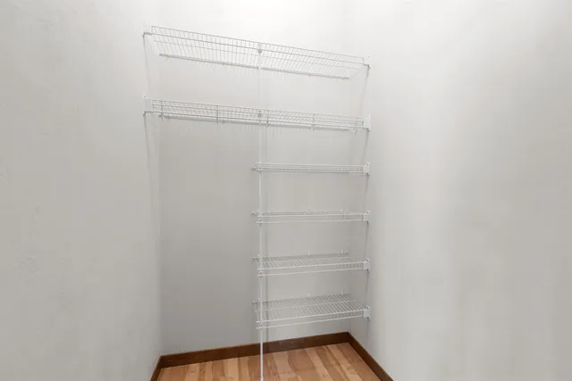 $685,000 | 1141 East Banta Court, Appleton, WI 54915