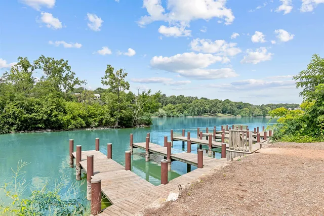 $685,000 | 1141 East Banta Court, Appleton, WI 54915