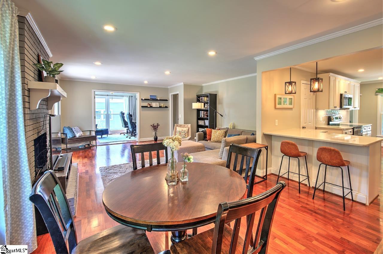 115 Pigeon Point Greenville, SC 29607 - Photo 11 of 36 Gallery Image 11