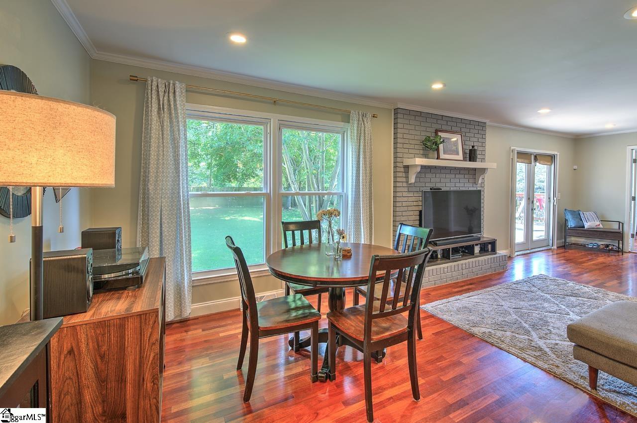 115 Pigeon Point Greenville, SC 29607 - Photo 8 of 36 Gallery Image 8