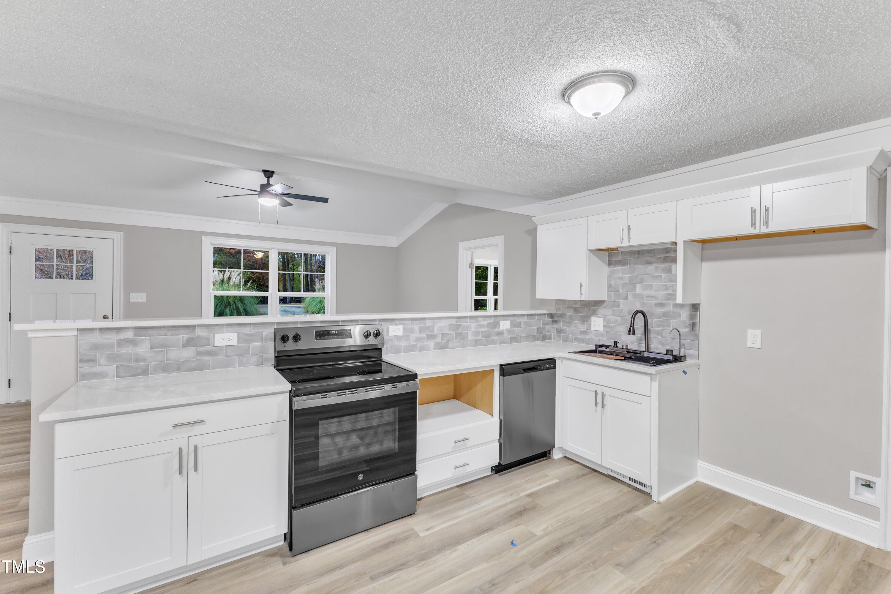 8201 Rhodes Road Apex, NC 27539 - Photo 8 of 35