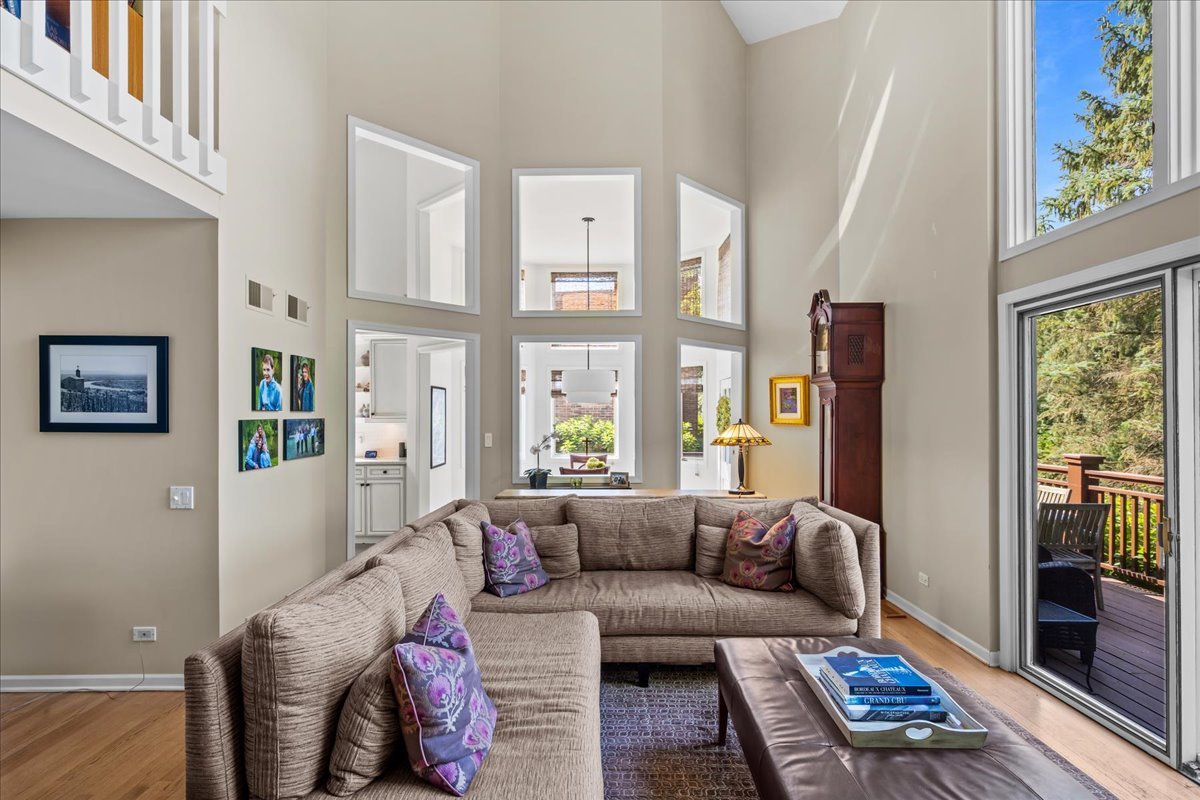 510 Buena Road Lake Forest, IL 60045 - Photo 9 of 40 a living room with furniture and a window