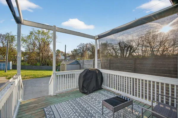 $344,900 | 813 5th Avenue East, Springfield, TN 37172