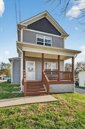 $344,900 | 813 5th Avenue East, Springfield, TN 37172