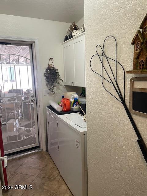 3700 South Tomahawk Road, Unit 59 Apache Junction, AZ 85119 - Photo 7 of 19 a kitchen with a refrigerator and a stove