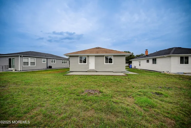 $334,000 | 343 Barbados Drive North, Toms River, NJ 08757