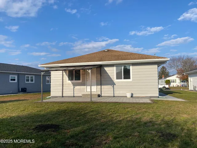 $334,000 | 343 Barbados Drive North, Toms River, NJ 08757