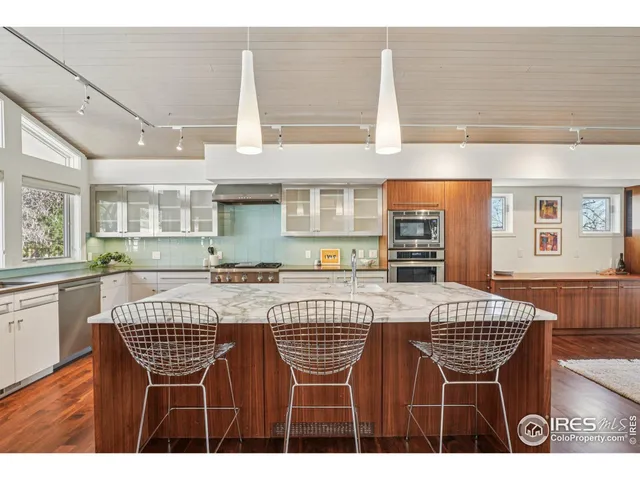 $2,584,025 | 1440 Moss Rock Place, Boulder, CO 80304