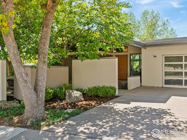 $2,584,025 | 1440 Moss Rock Place, Boulder, CO 80304