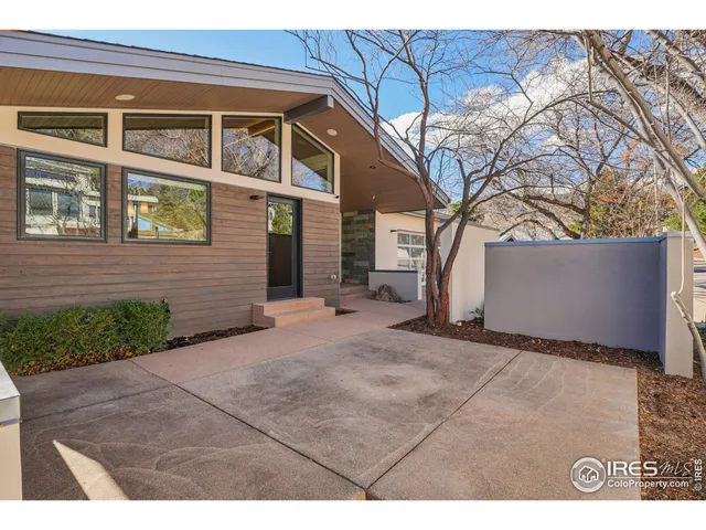 $2,584,025 | 1440 Moss Rock Place, Boulder, CO 80304