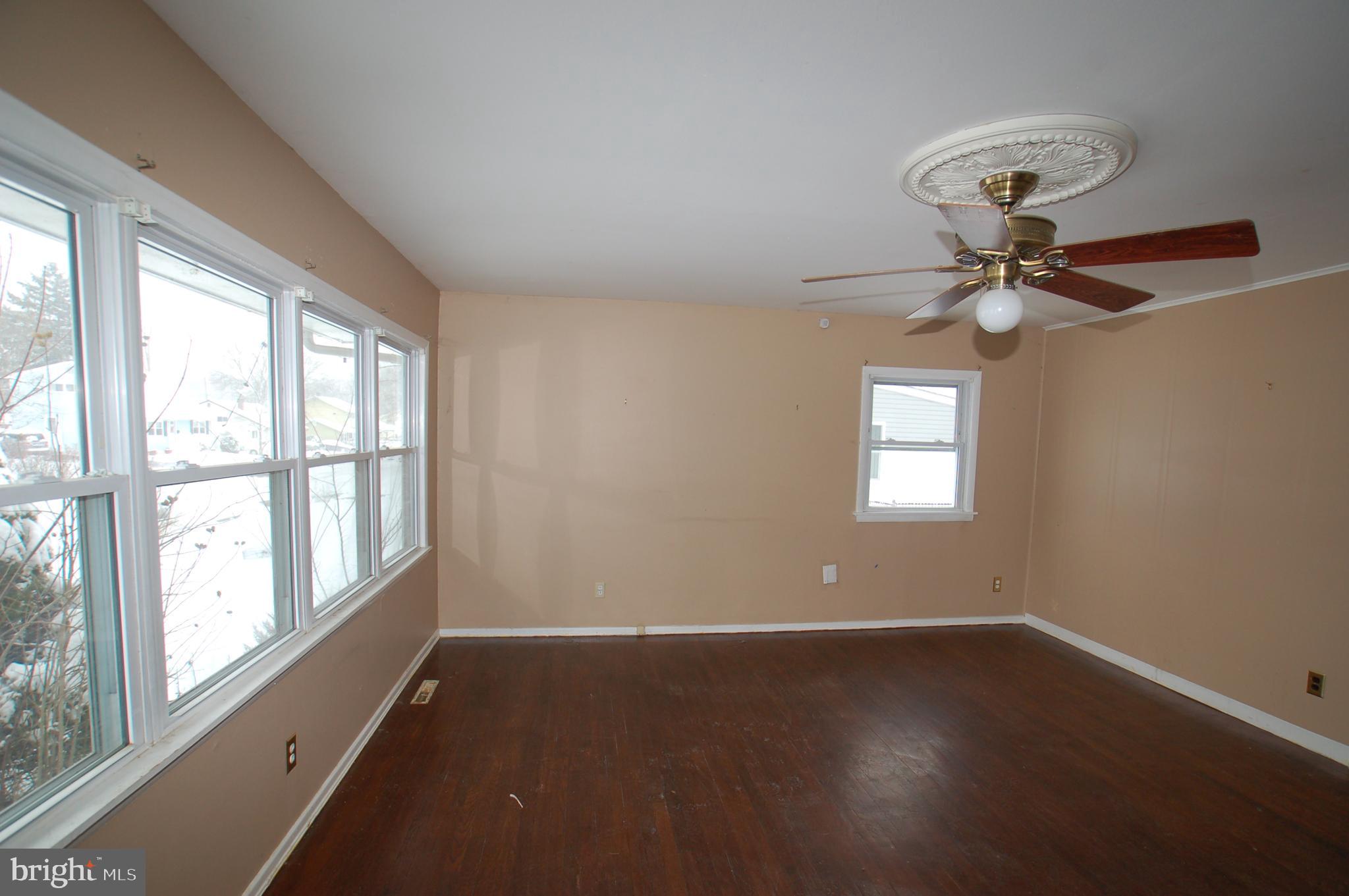 210 Elderfield Road Newark, DE 19713 - Photo 5 of 20 Gallery Image 5